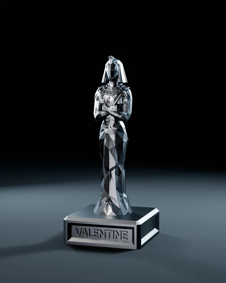 Cleopatra – faceted statue on the Valentine base